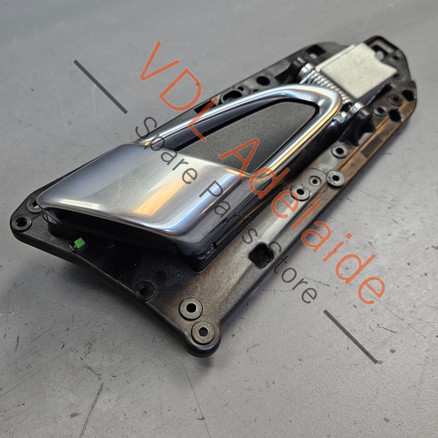 99155552202V08 Porsche 911 991 Right Interior Door Handle Pull 99155552202 V08