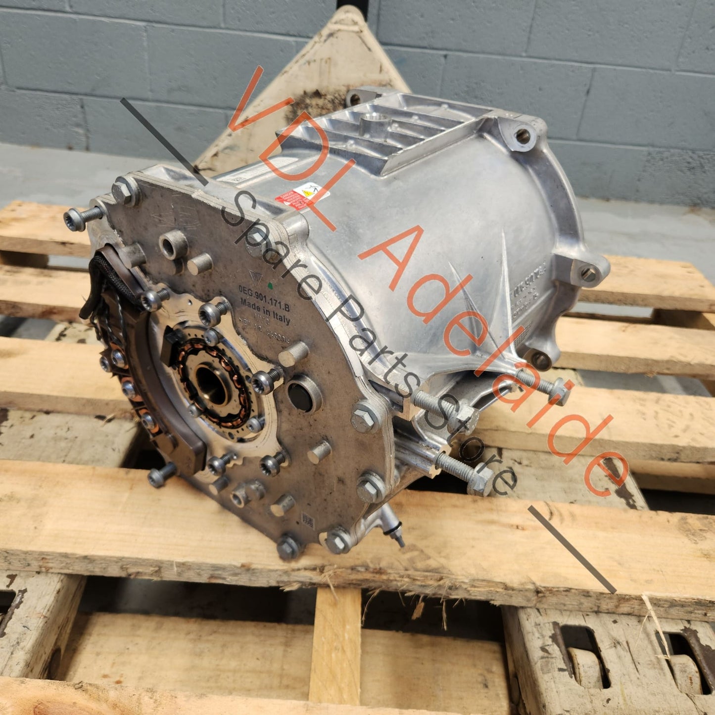 0EG901106 0EG901104A Audi E-Tron GT Rear Electric Drive Motor 0EG901106 0EG901171B