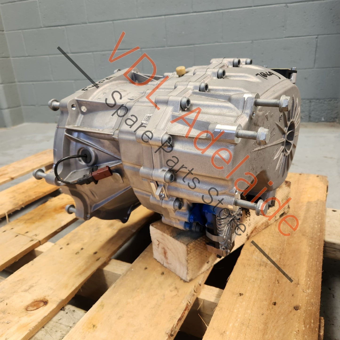 0ME300041B Audi E-Tron Porsche Taycan Rear 2 Speed Gearbox Transmission 0ME300041B
