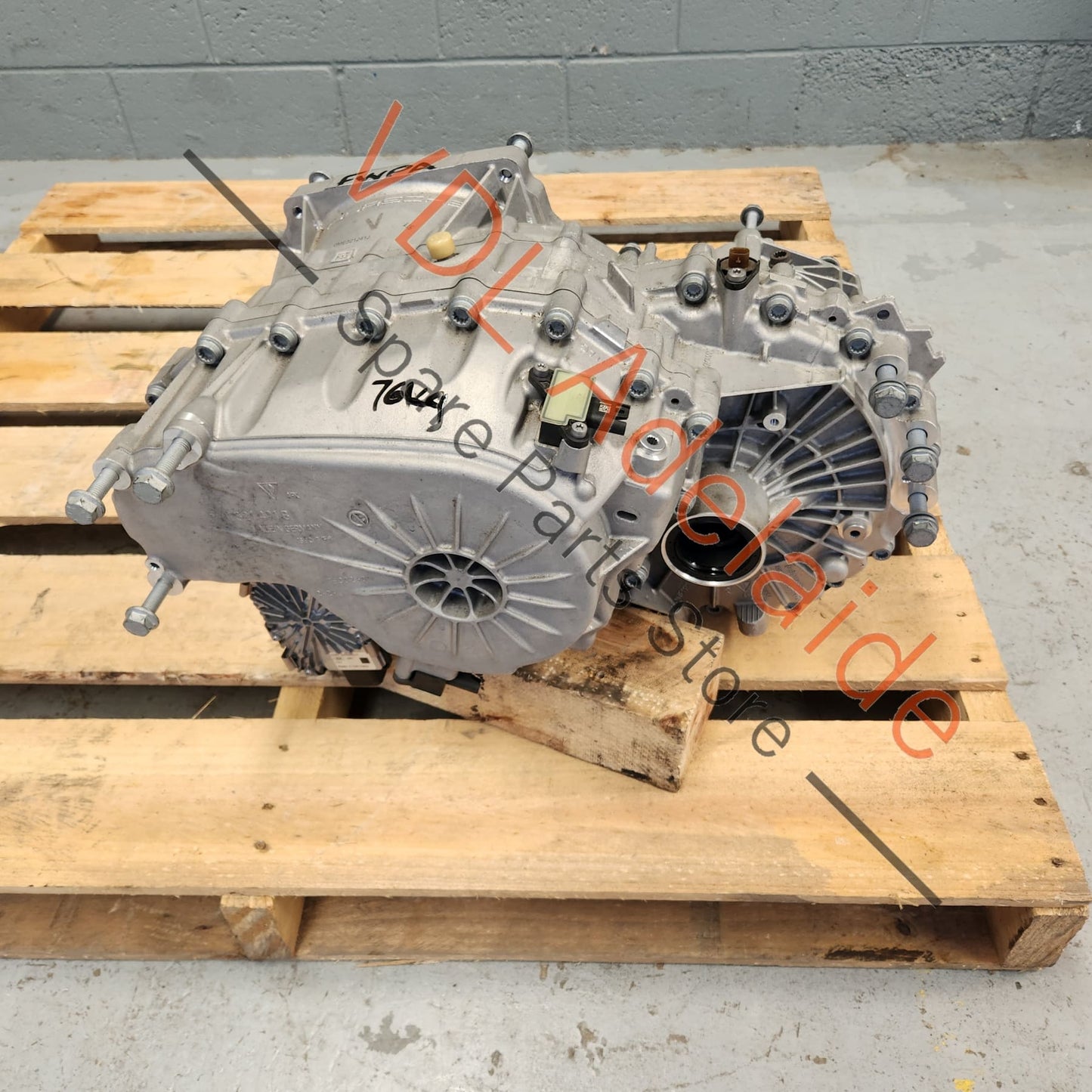 0ME300041B Audi E-Tron Porsche Taycan Rear 2 Speed Gearbox Transmission 0ME300041B