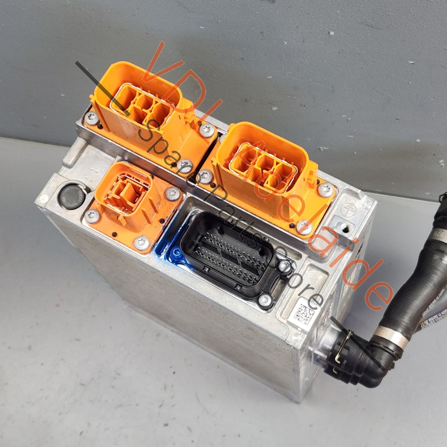 5Q0915684DA 5QE915684DA Audi E-Tron Porsche Taycan High Voltage Battery Charger Module 5Q0915684DA 5QE915684DA