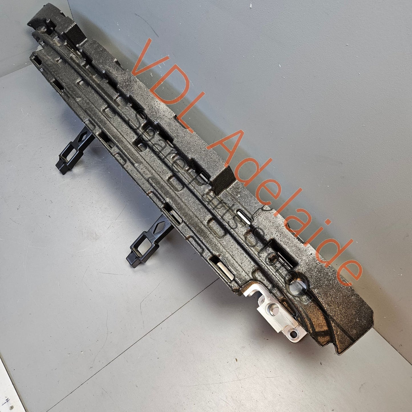 9J1803184C Audi e-Tron Porsche Taycan Rear Bumper Reinforcement Bar 9J1803184C