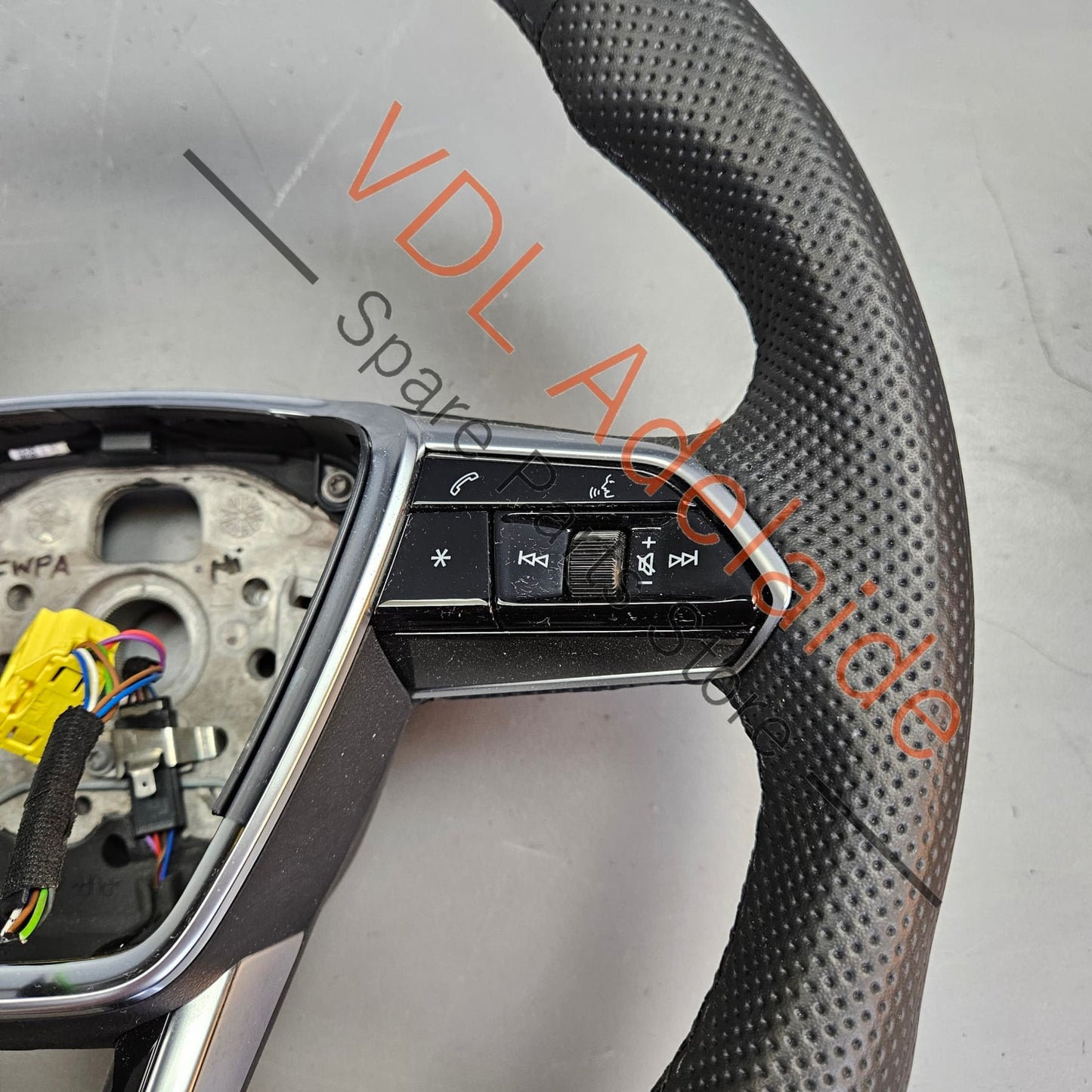 4J3419091CIXB Audi e-Tron Sport Steering Wheel w Tiptronic 4J3419091C IXB