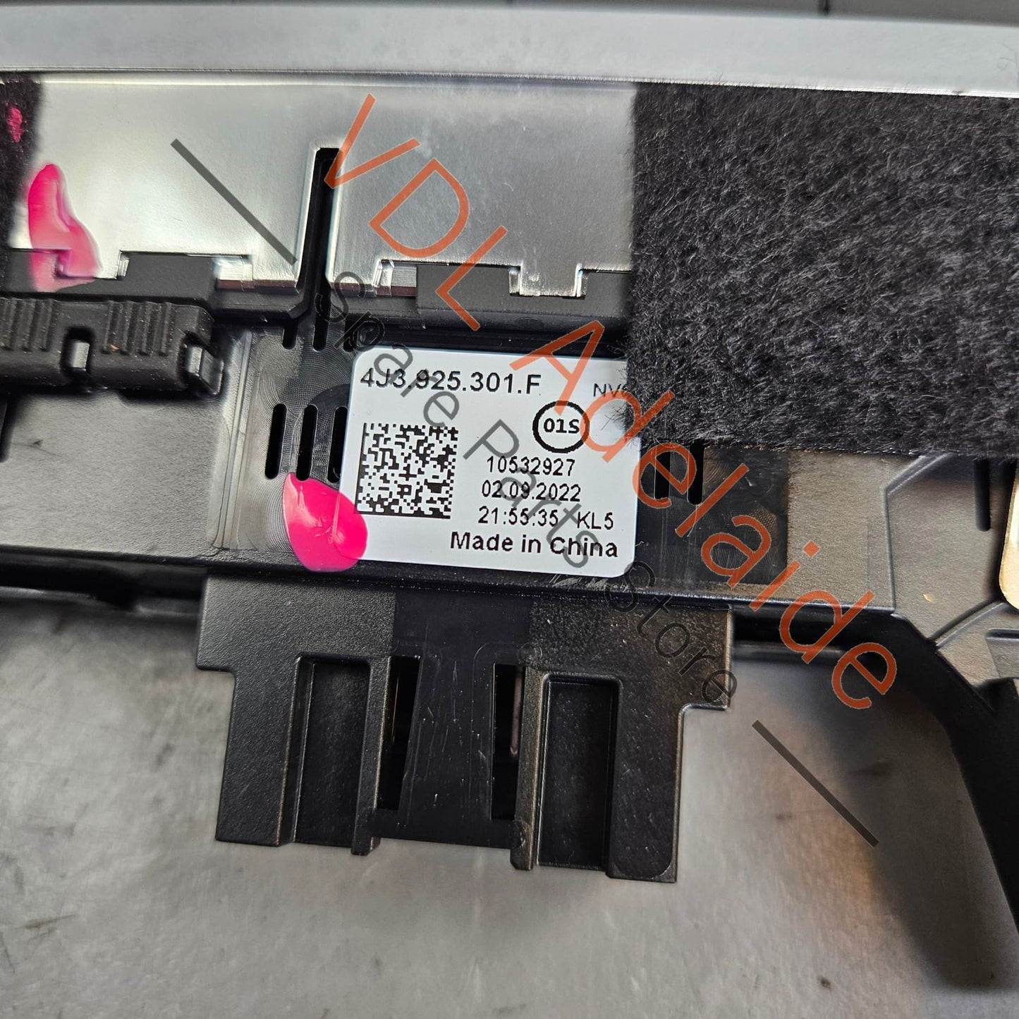 4J3925301F Audi e-Tron GT Dash Multiple Switch Drive Select Button 4J3925301F