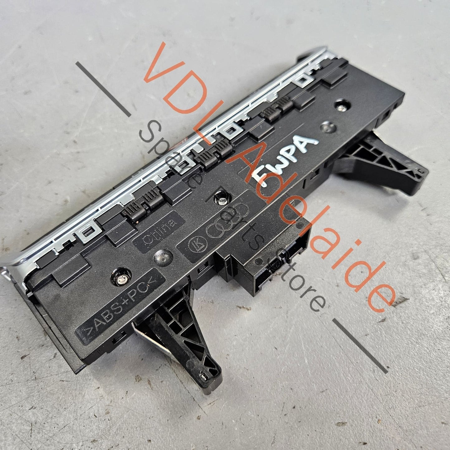 4J3925301F Audi e-Tron GT Dash Multiple Switch Drive Select Button 4J3925301F