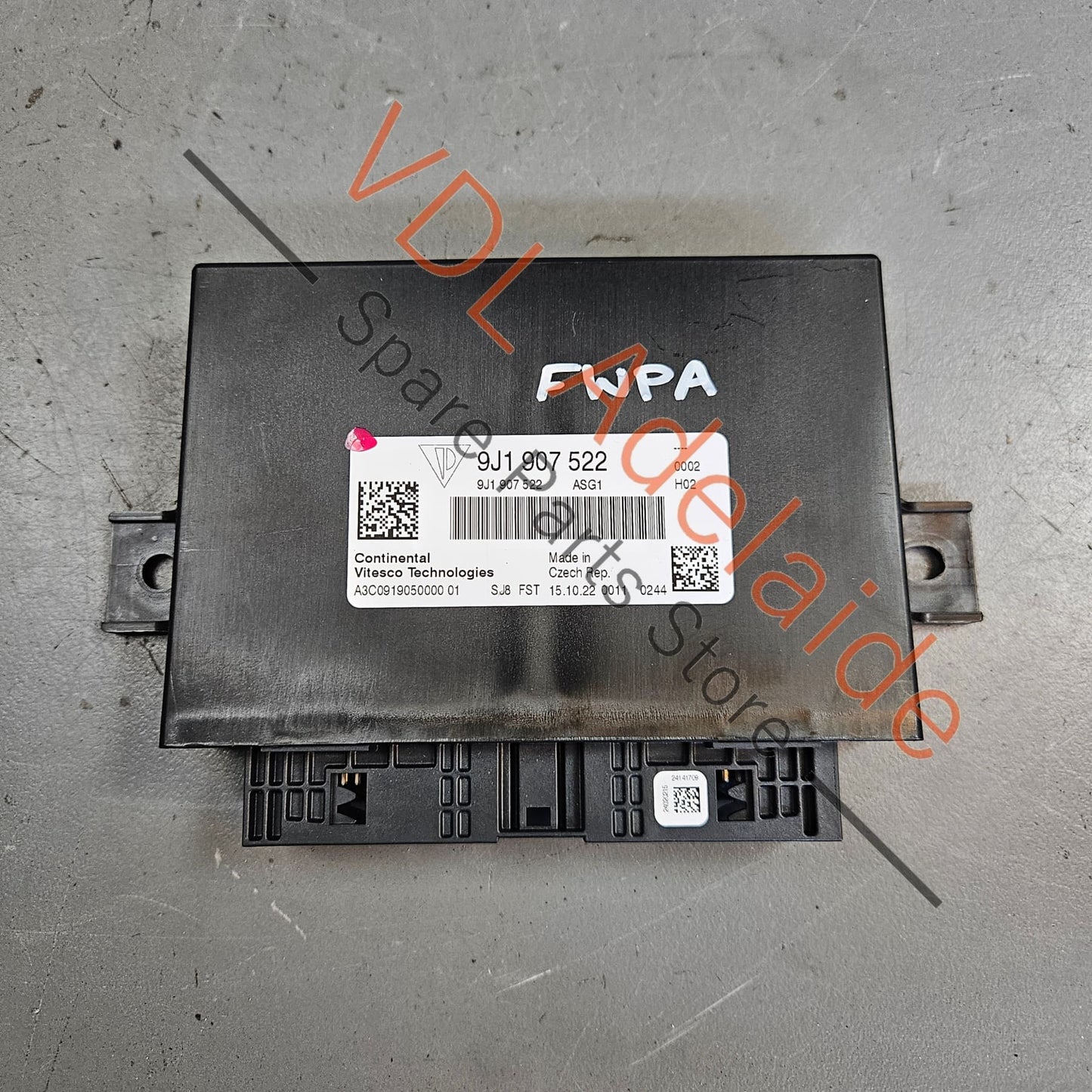 9J1907522 9J1907558E4J1 Audi e-Tron Porsche Taycan Control Unit for Electric Drive 9J1907522 9J1907558E 4J1