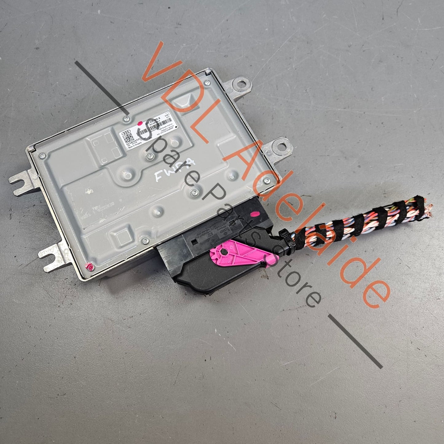 8Y0035465A Audi e-Tron Audio Amplifier 8Y0035465A