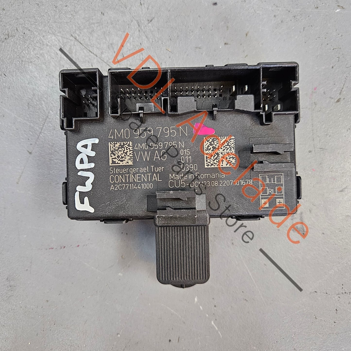 4M0959795N Audi e-Tron Rear Door Control Module 4M0959795N