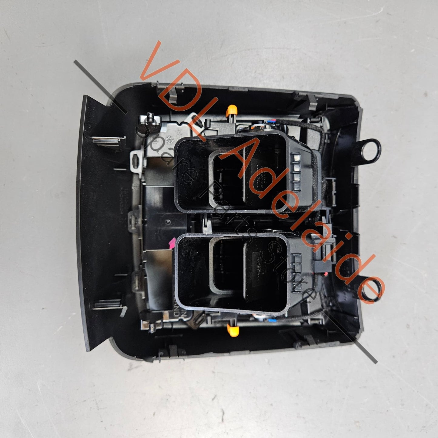 4J3864298 4J38642986PS Audi e-Tron GT Rear Passenger A/C Air Vent 4J3864298