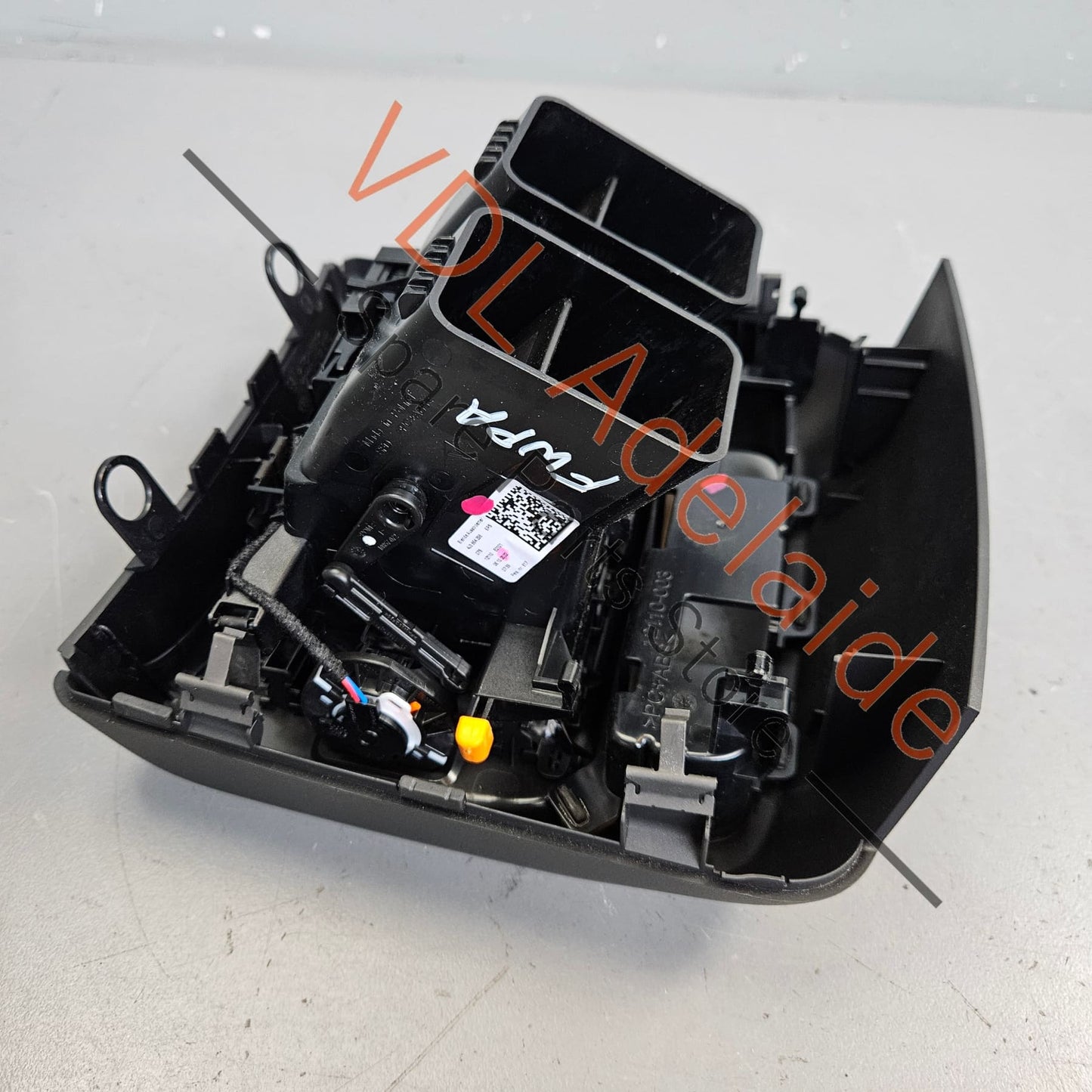 4J3864298 4J38642986PS Audi e-Tron GT Rear Passenger A/C Air Vent 4J3864298