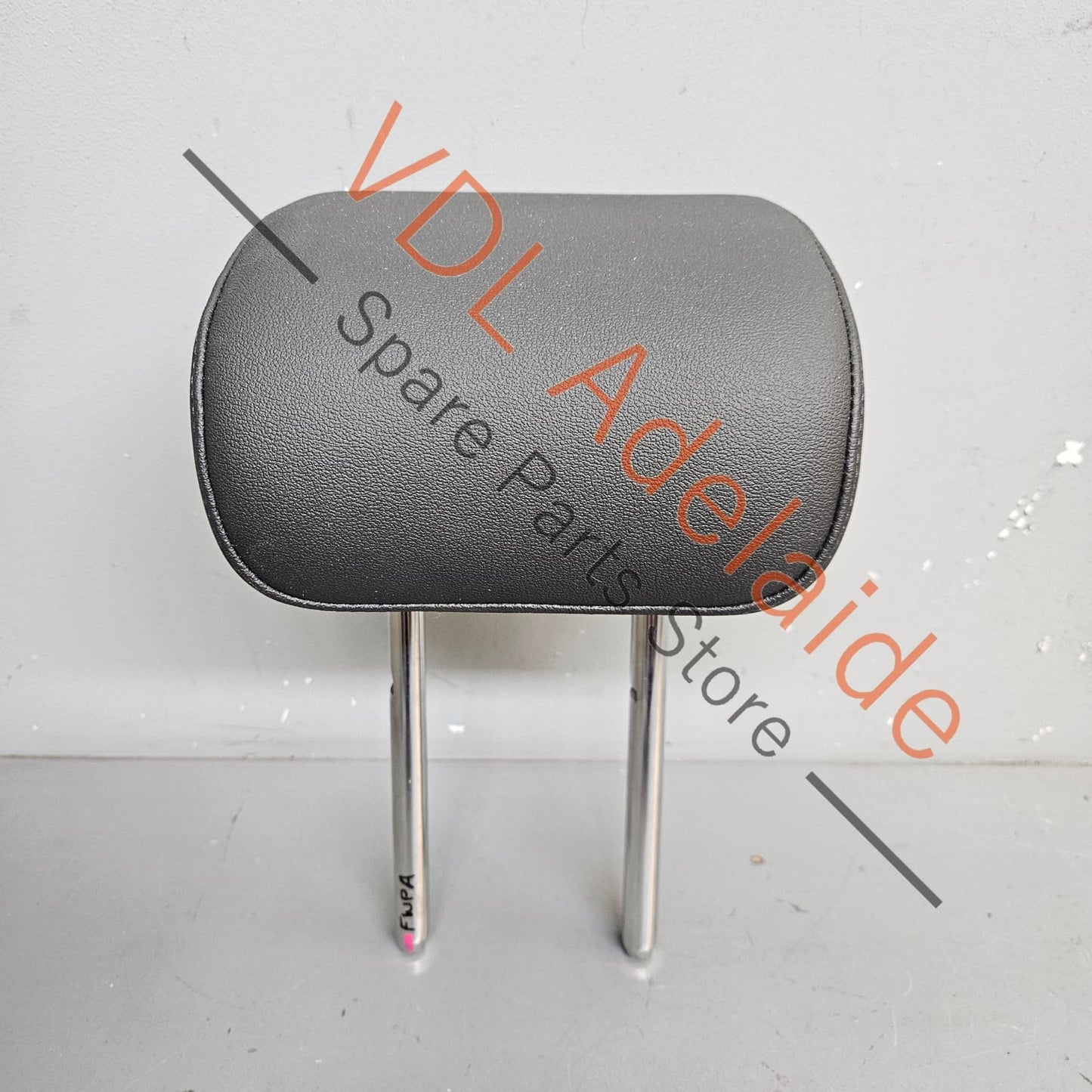 4J3885900E38M Audi e-Tron Rear Middle Centre Head Rest Headrest Restraint 4J3885900E 38M