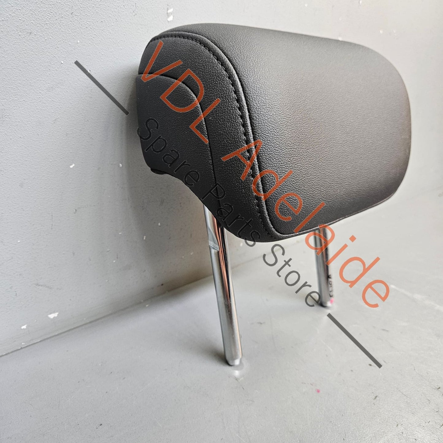 4J3885901F38M Audi e-Tron Rear Left or Right Passenger Head Rest Headrest Restraint 4J3885901F 38M