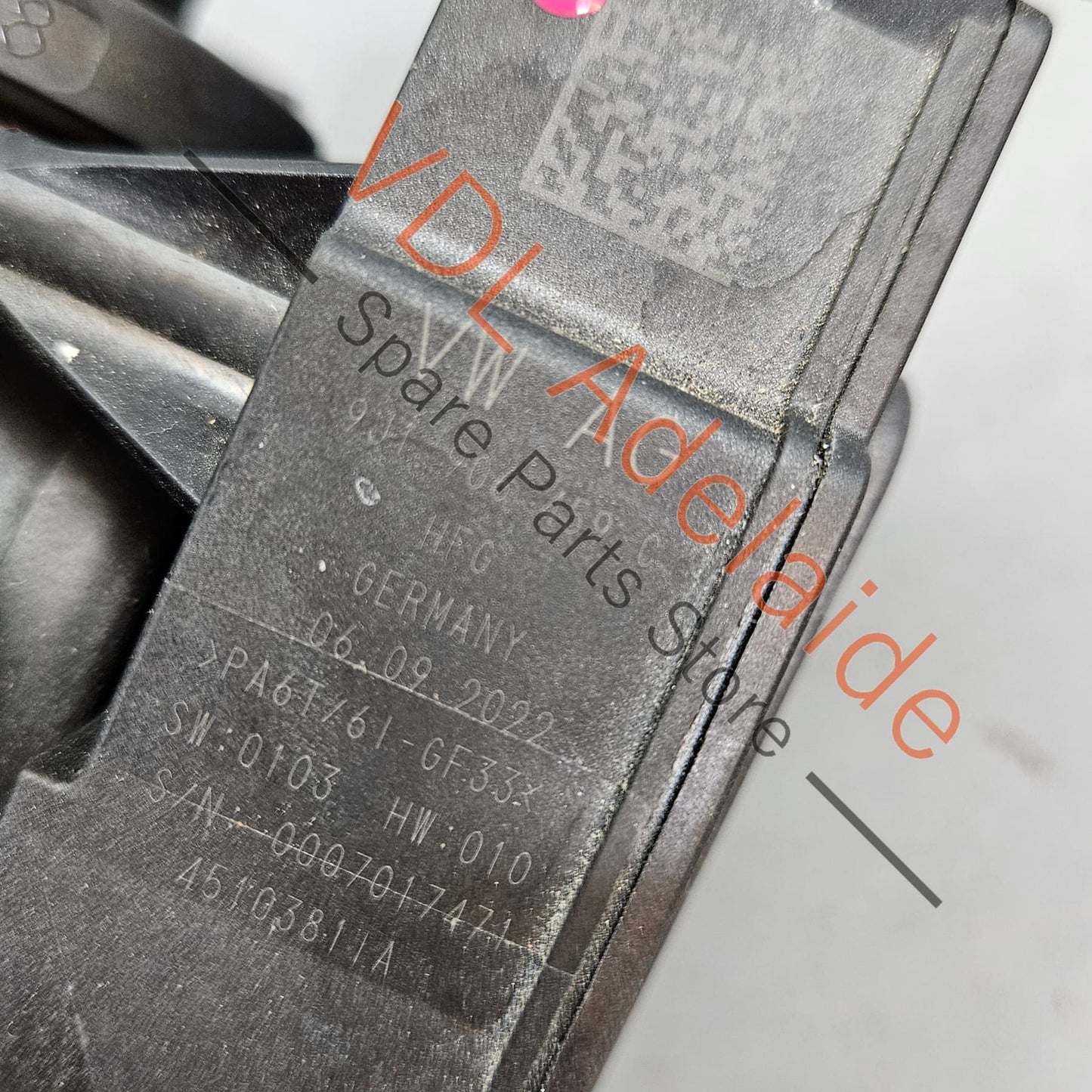 9J1906459C Audi e-Tron Porsche Taycan Main Battery Coolant Shut Off Valve 9J1906459C