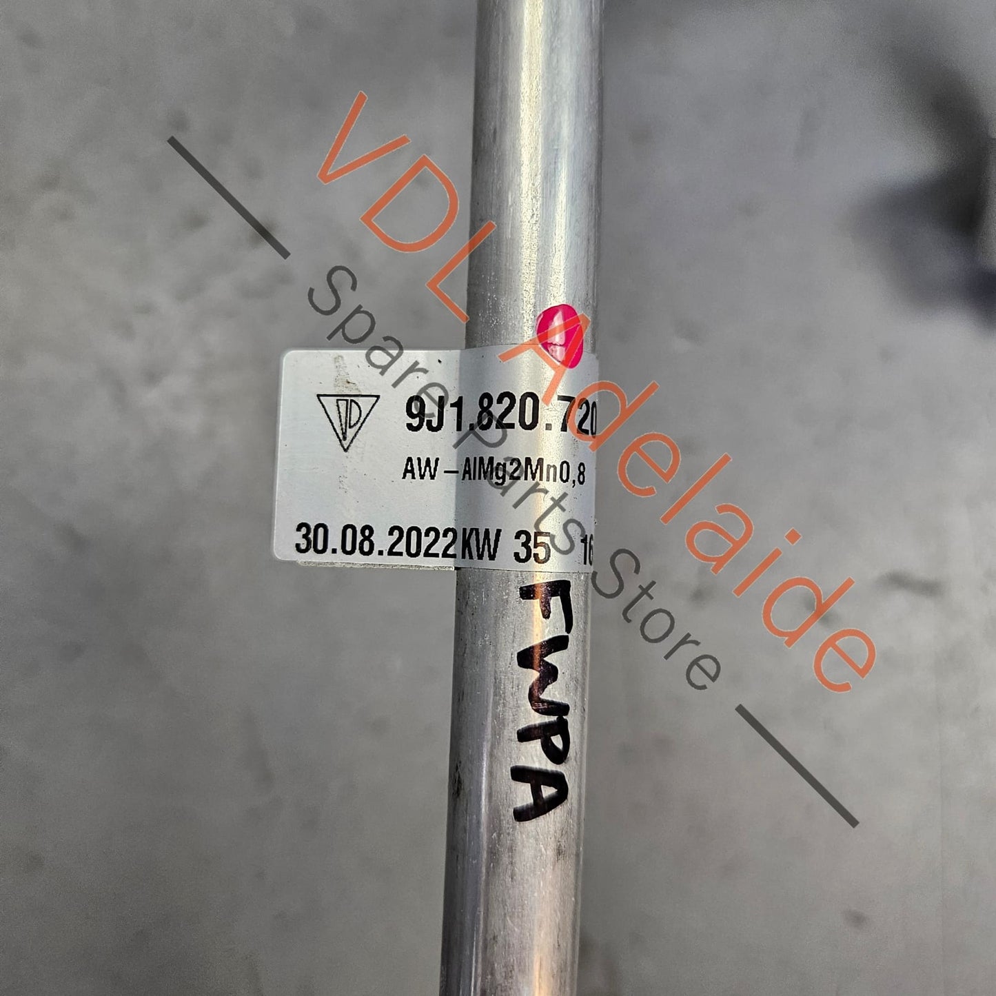 9J1820720A Audi e-Tron Porsche Taycan AC Air Conditioning Refrigerant Hose Pipe 9J1820720A