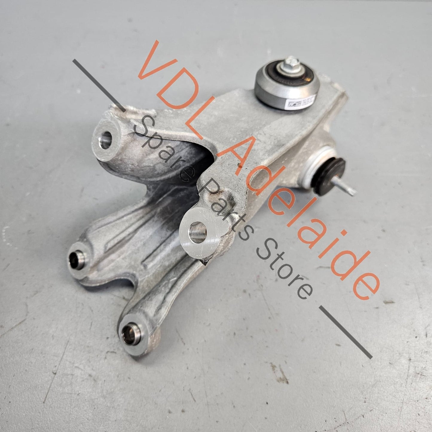 9J1399514B Audi e-Tron GT Transmission Mount Bracket Bushing 9J1399514B
