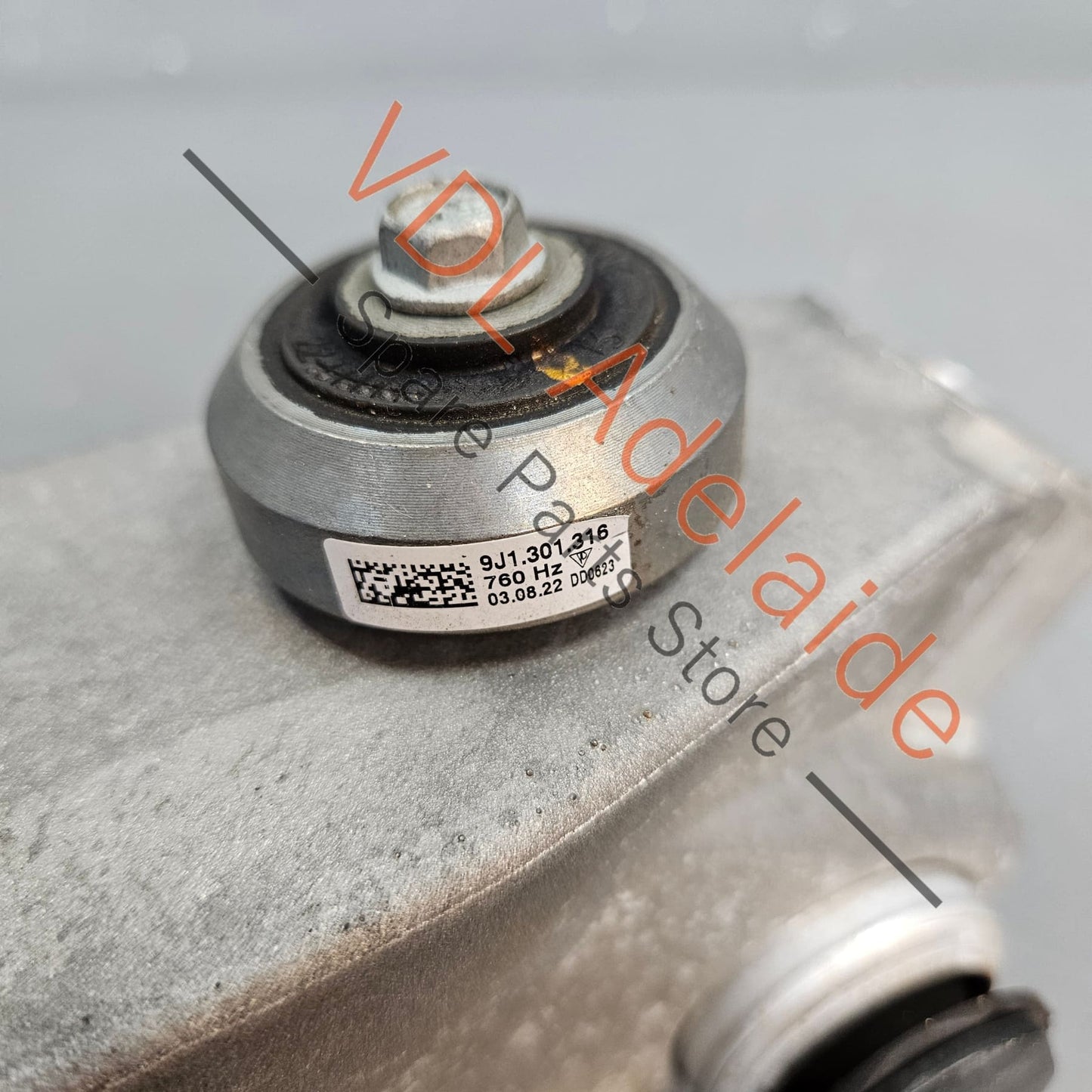 9J1399514B Audi e-Tron GT Transmission Mount Bracket Bushing 9J1399514B