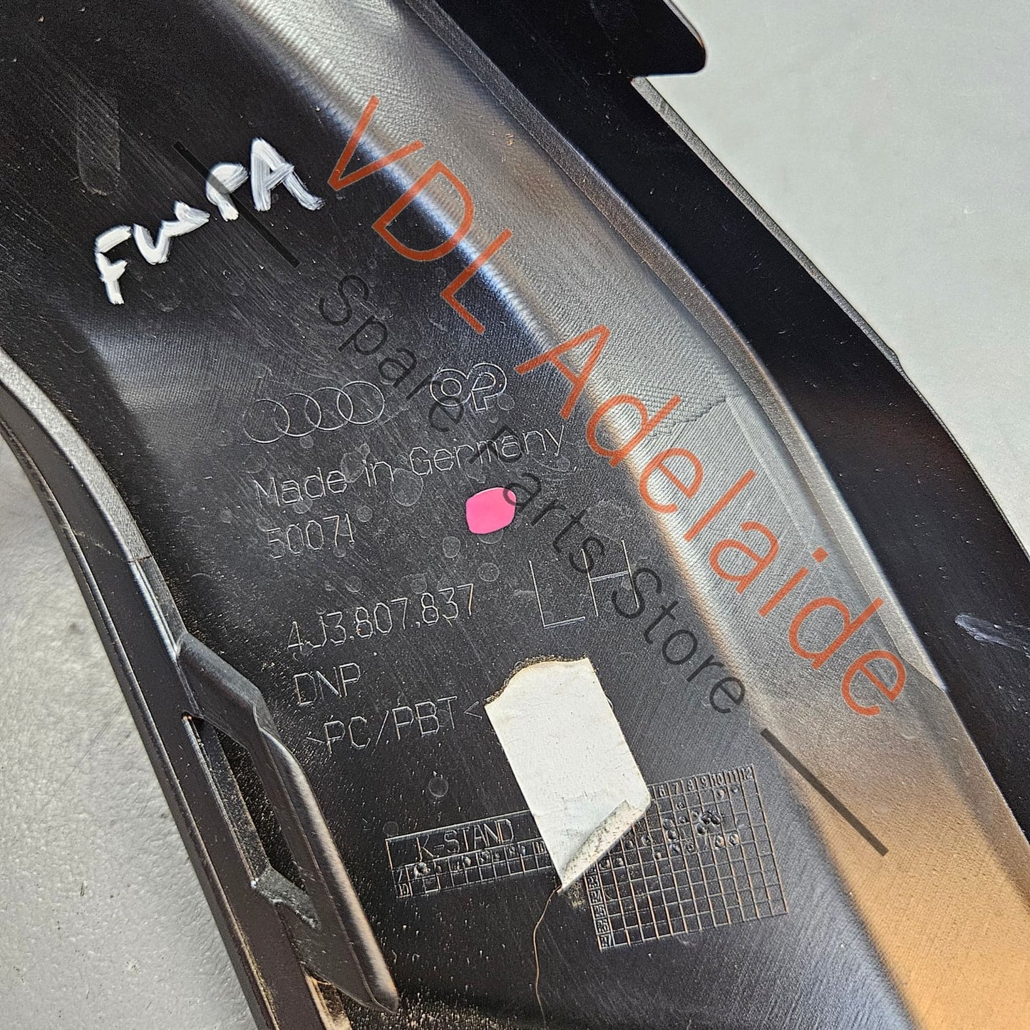 4J3807837 4J3807837Y9B Audi e-Tron GT Rear Bumper Left Corner Trim Gloss Black 4J3807837 Y9B
