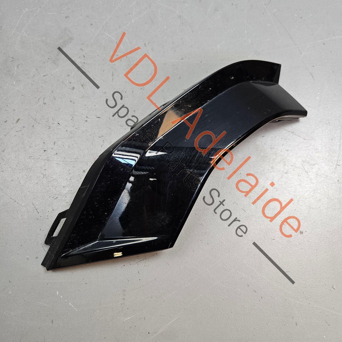 4J3807837 4J3807837Y9B Audi e-Tron GT Rear Bumper Left Corner Trim Gloss Black 4J3807837 Y9B
