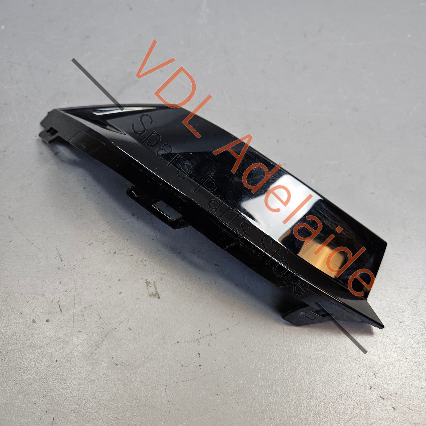 4J3807838 4J3807838Y9B Audi e-Tron GT Rear Bumper Right Corner Trim Gloss Black 4J3807838 Y9B