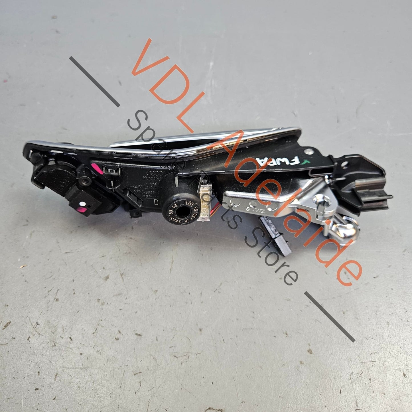4KE837019D4PK Audi e-Tron Interior Door Handle Pull Left Front 4KE837019D 4PK