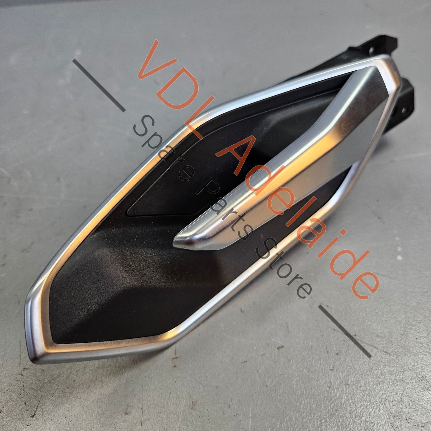 4KE839020D Audi e-Tron Interior Door Handle Pull Right Rear 4KE839020D 4PK