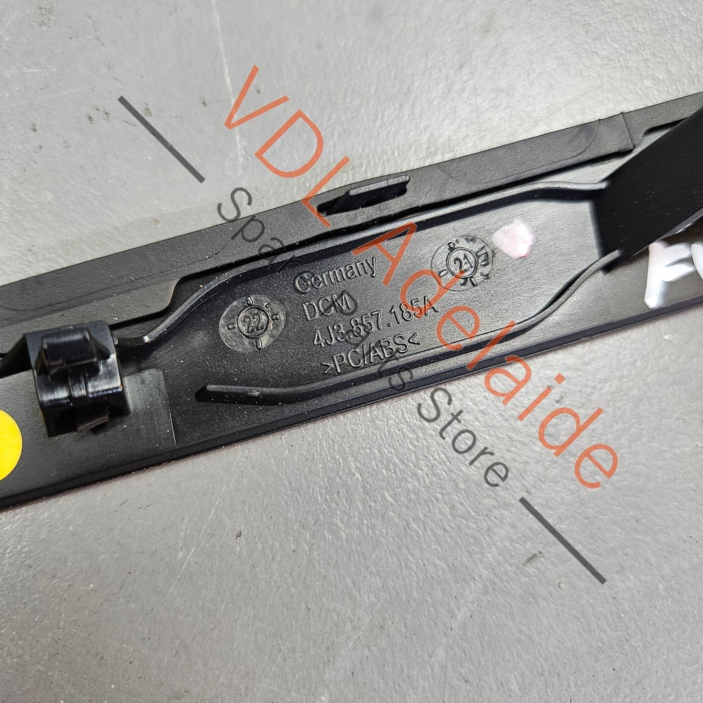 4J3857185A Audi e-Tron GT Interior Dashboard Trim Inlay Black 4J3857185A for RHD
