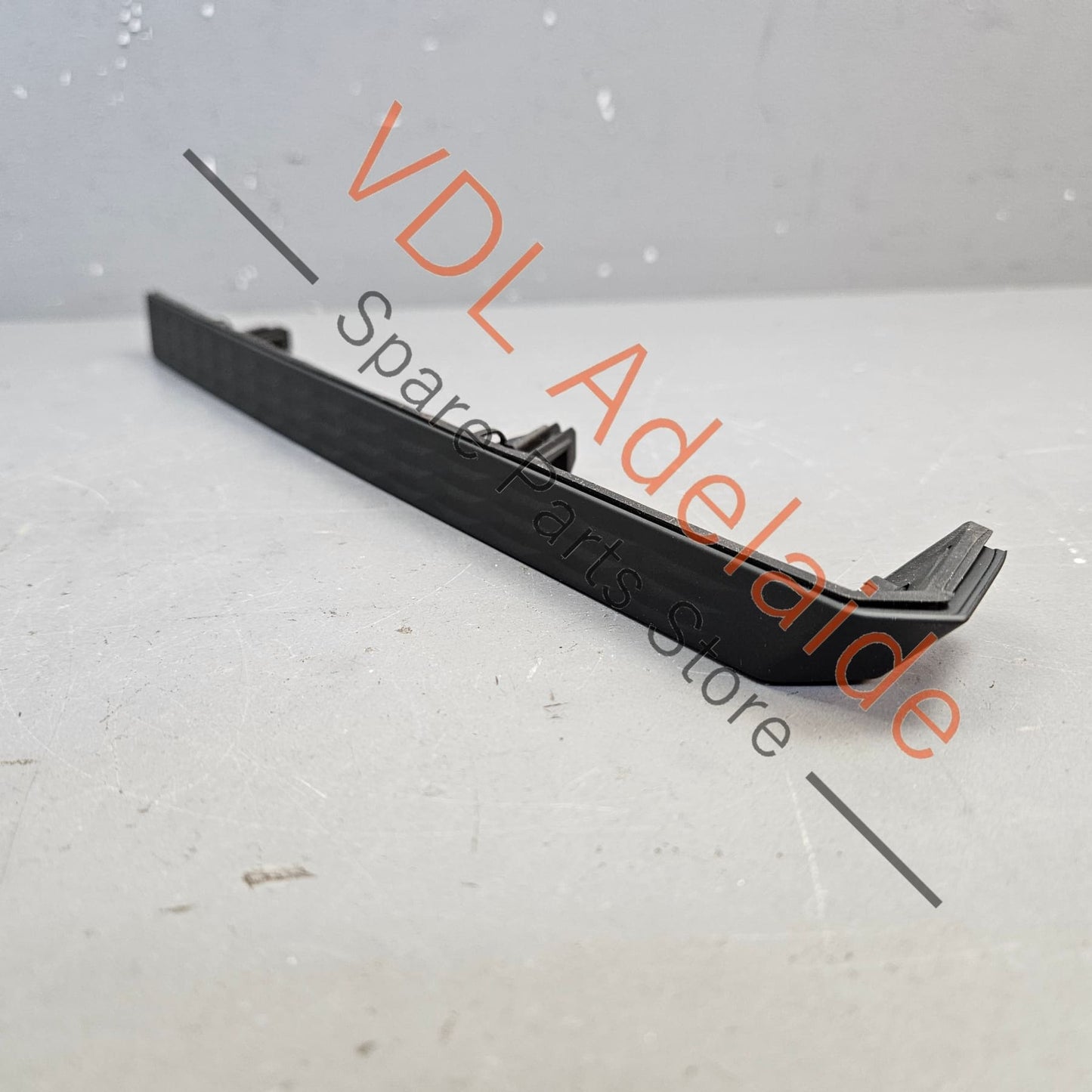 4J3857185A Audi e-Tron GT Interior Dashboard Trim Inlay Black 4J3857185A for RHD