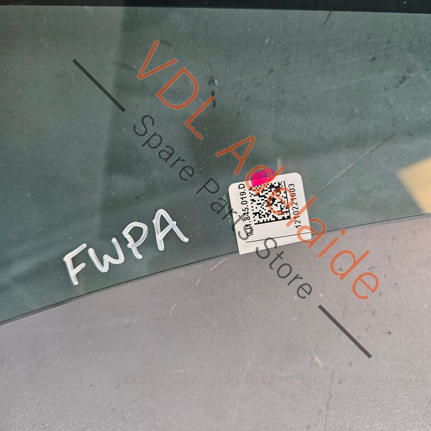 9J1845019D Audi e-Tron GT Front Left Door Window Glass 9J1845019D