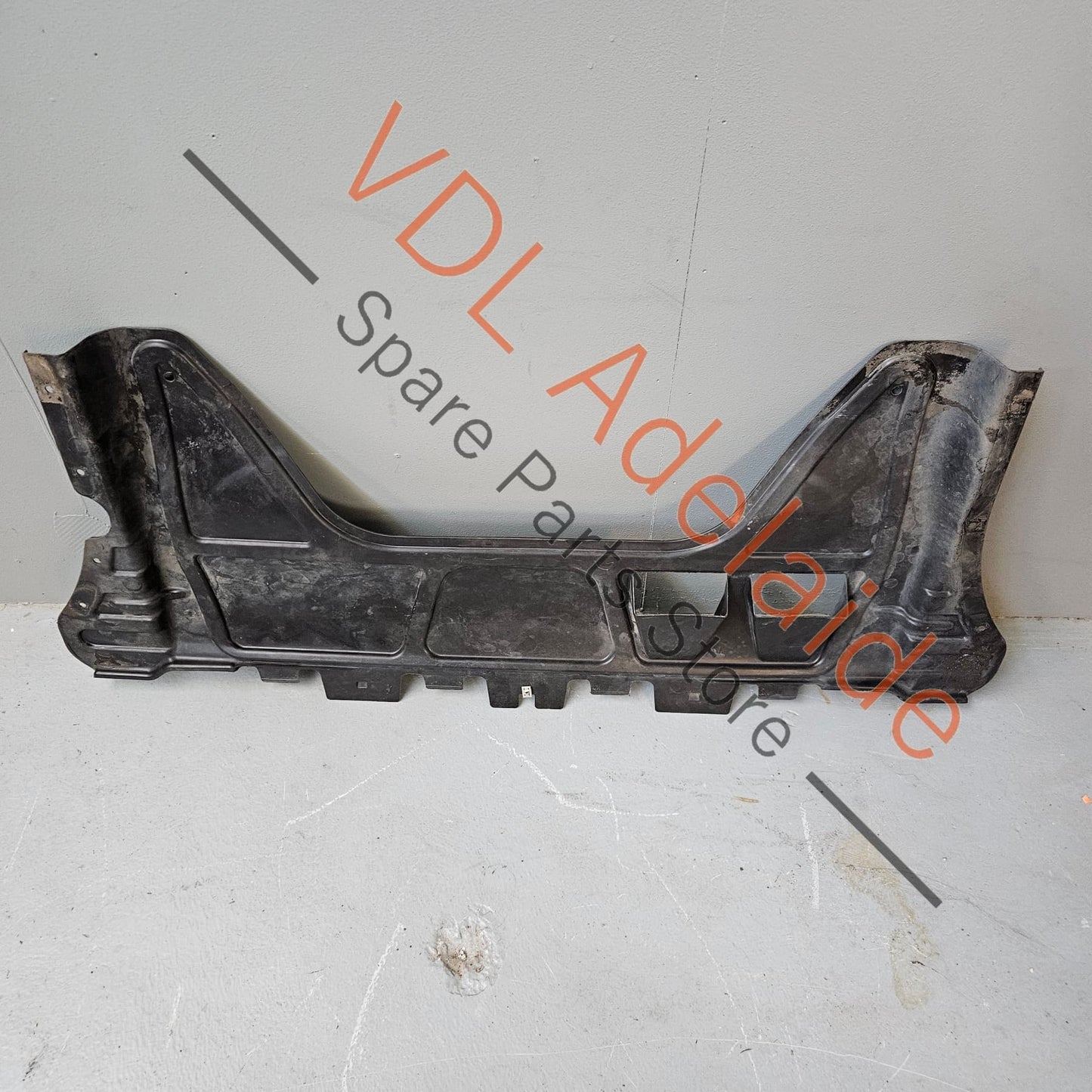 3Q0825235A VW Golf MK7 7.5 Gti & R Underbody Trim Middle Engine Stone Guard 3Q0825235A