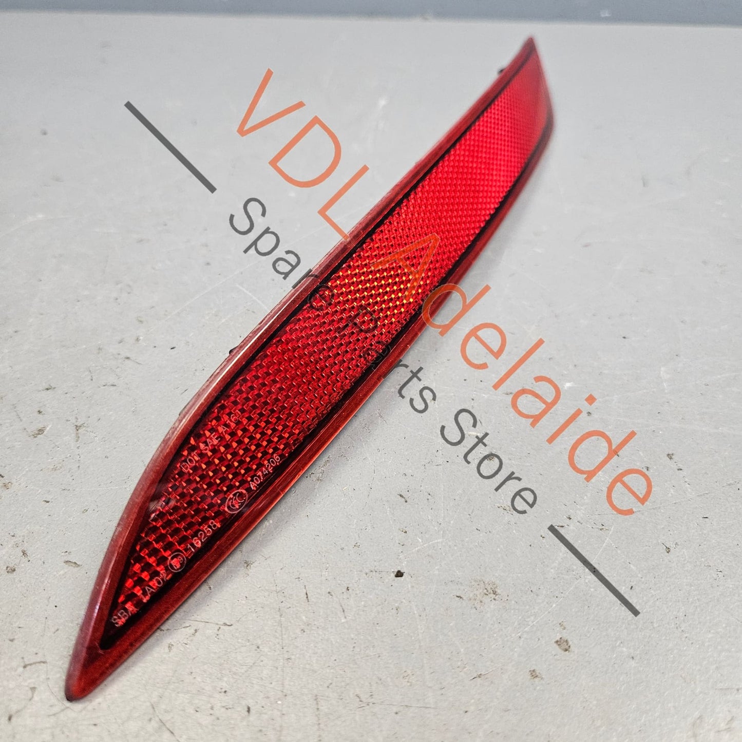 5G0945105C VW Golf R MK7.5 Rear Left Bumper Reflector 5G0945105C