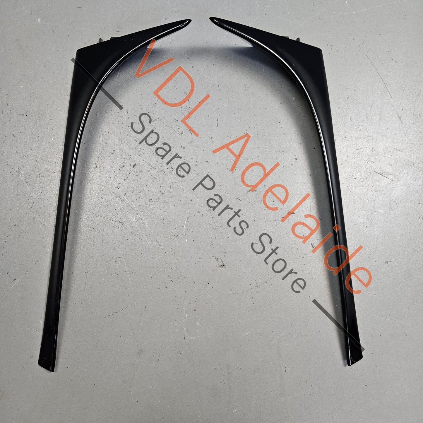 5G6805946C 5G6805945C VW Golf MK7 7.5 R Rear Window Spoiler Set Left & Right 5G6805946C 5G6805945C