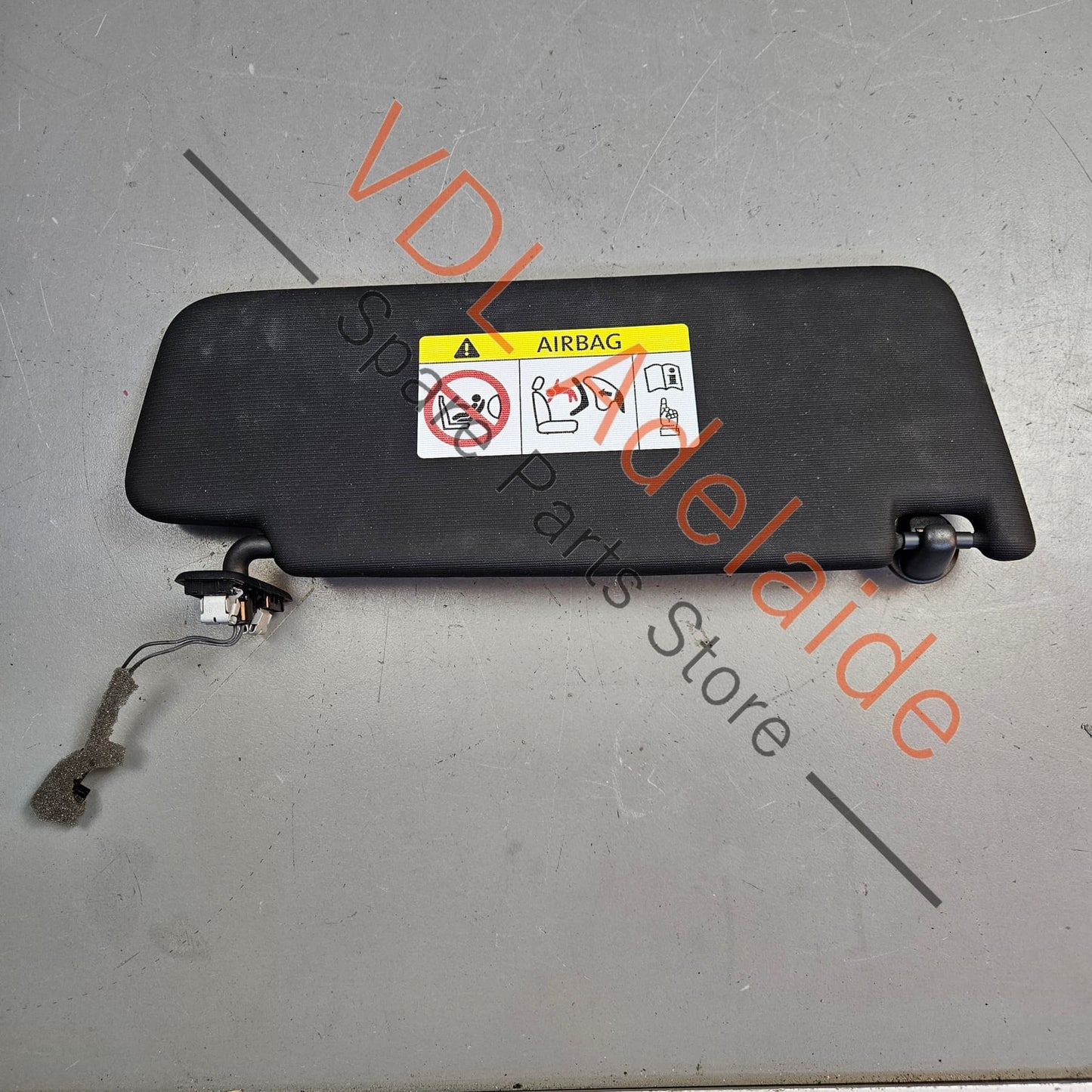 5G0857551AS VW Golf R Mk7 Black Left Side Sun Visor with Illuminated Mirror & Cover 5G0857551AS