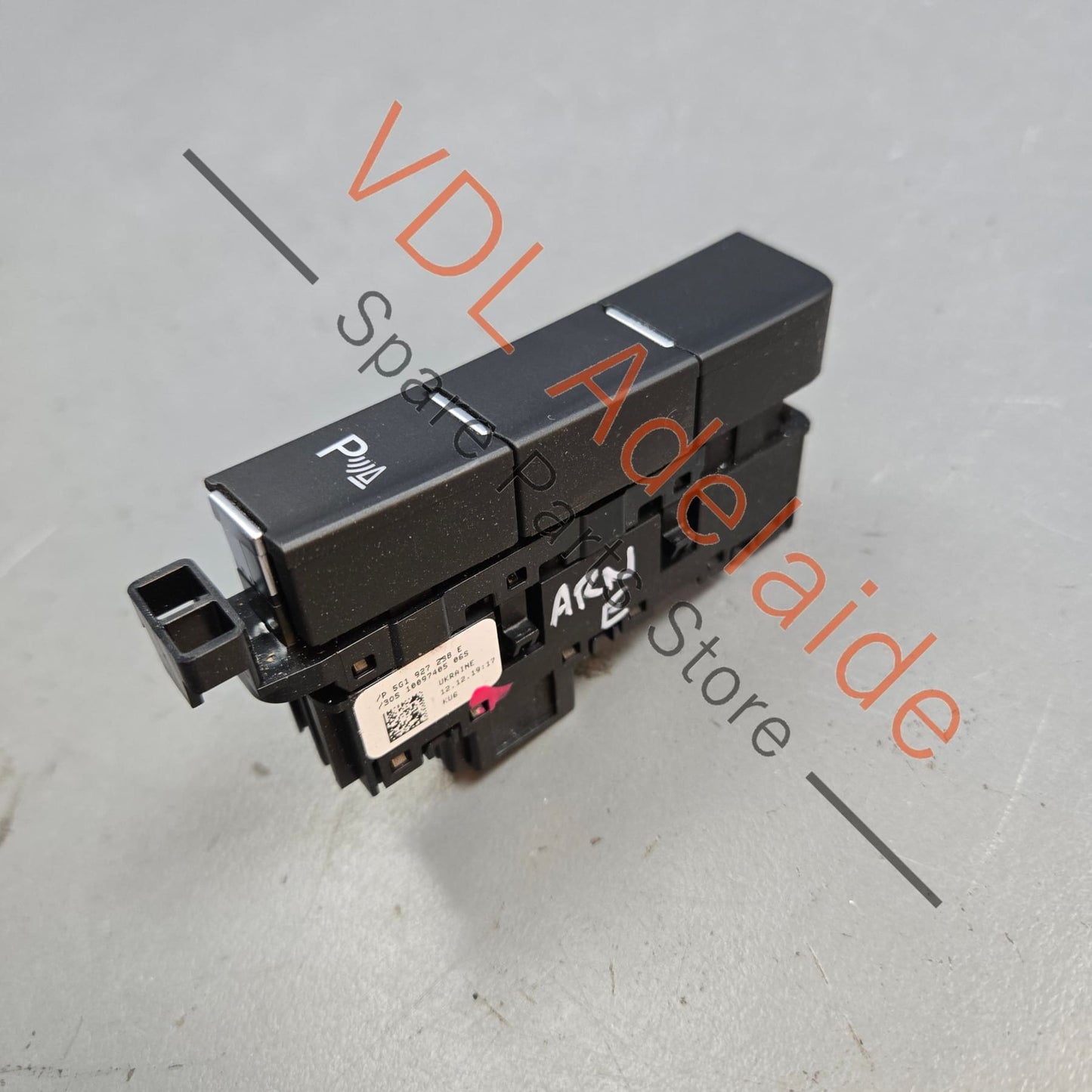 5G1927238 VW Golf MK7 7.5 Centre Console Button for Parking Aid Switch 5G1927238E WZU
