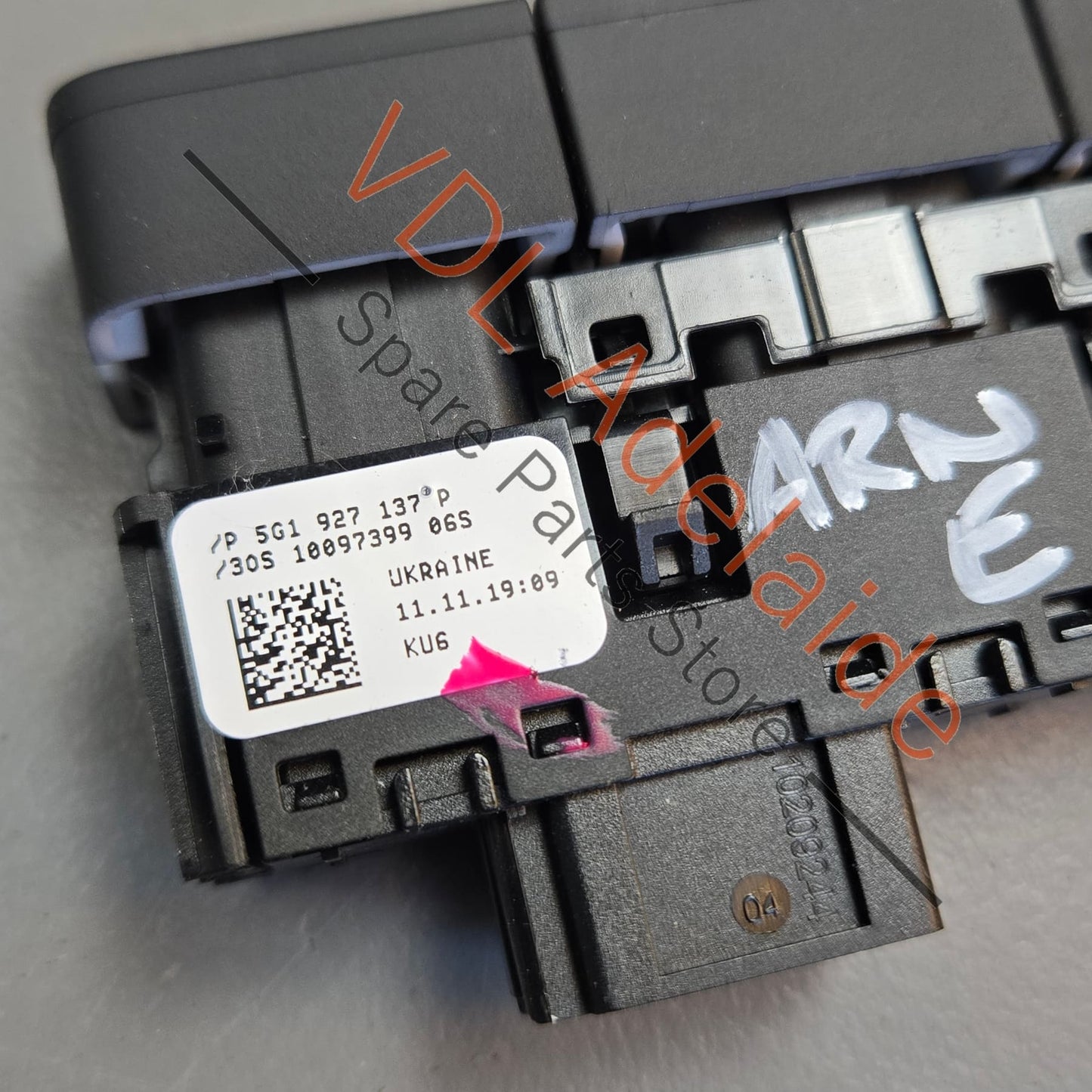 5G1927137P VW Golf MK7.5 Driving Mode ESP & Start Stop Switch Centre Console 5G1927137P