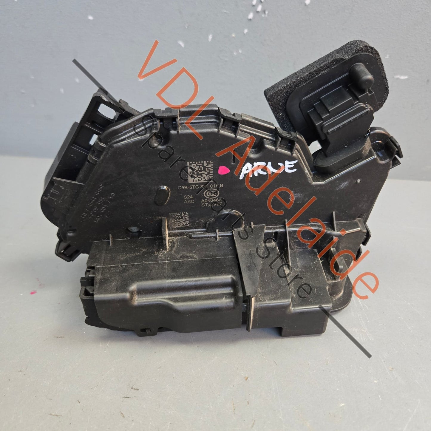 5TC837015B 5TC837015D VW Audi Skoda Front Left Door Lock Mechanism 5TC837015B 5TC837015D