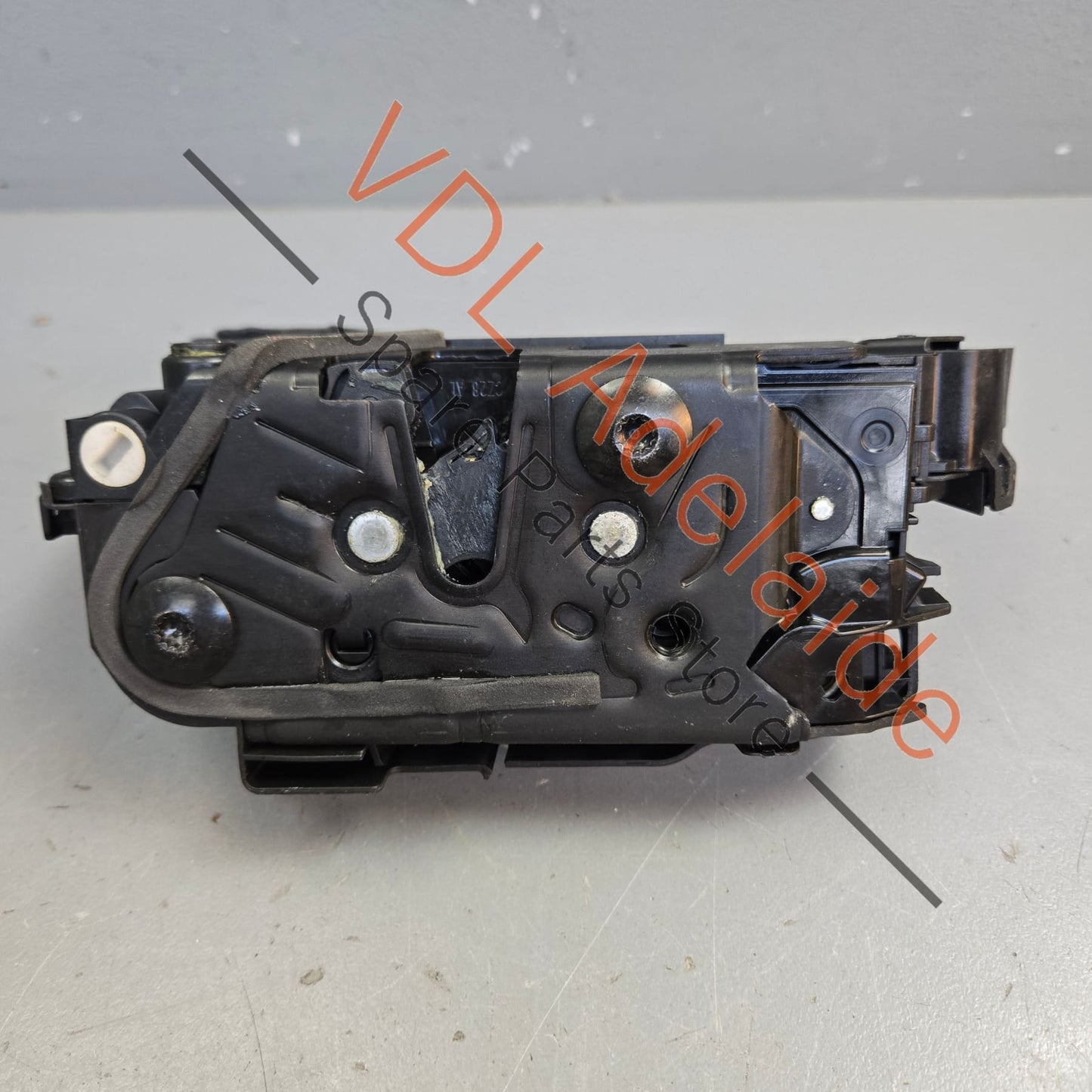 5TA839015K 5TA839015P VW Audi Skoda Rear Left Door Lock Mechanism 5TA839015K 5TA839015P