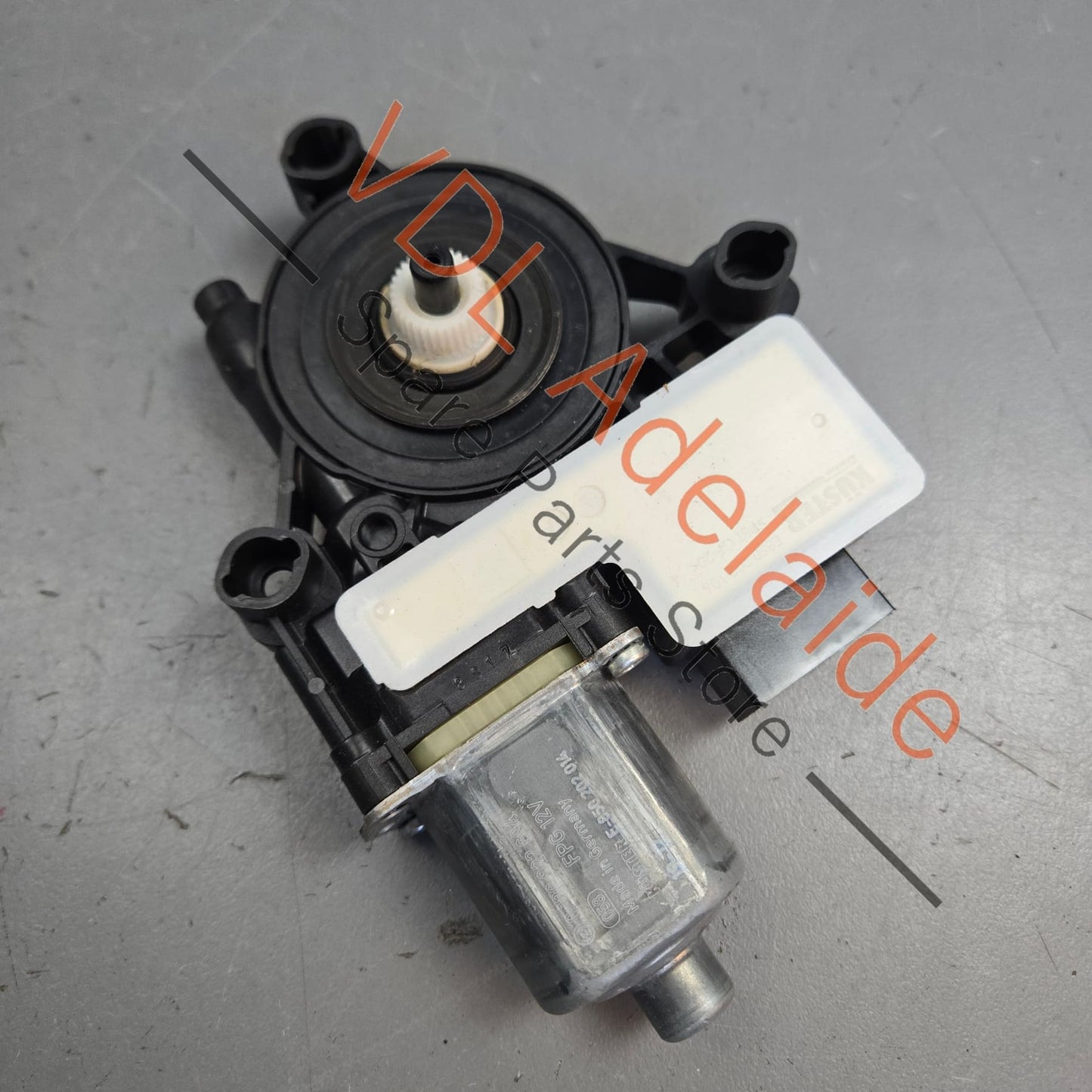 5Q0959407 Volkswagen VW Golf Mk7 Right Rear Window Regulator Motor 5Q0959407
