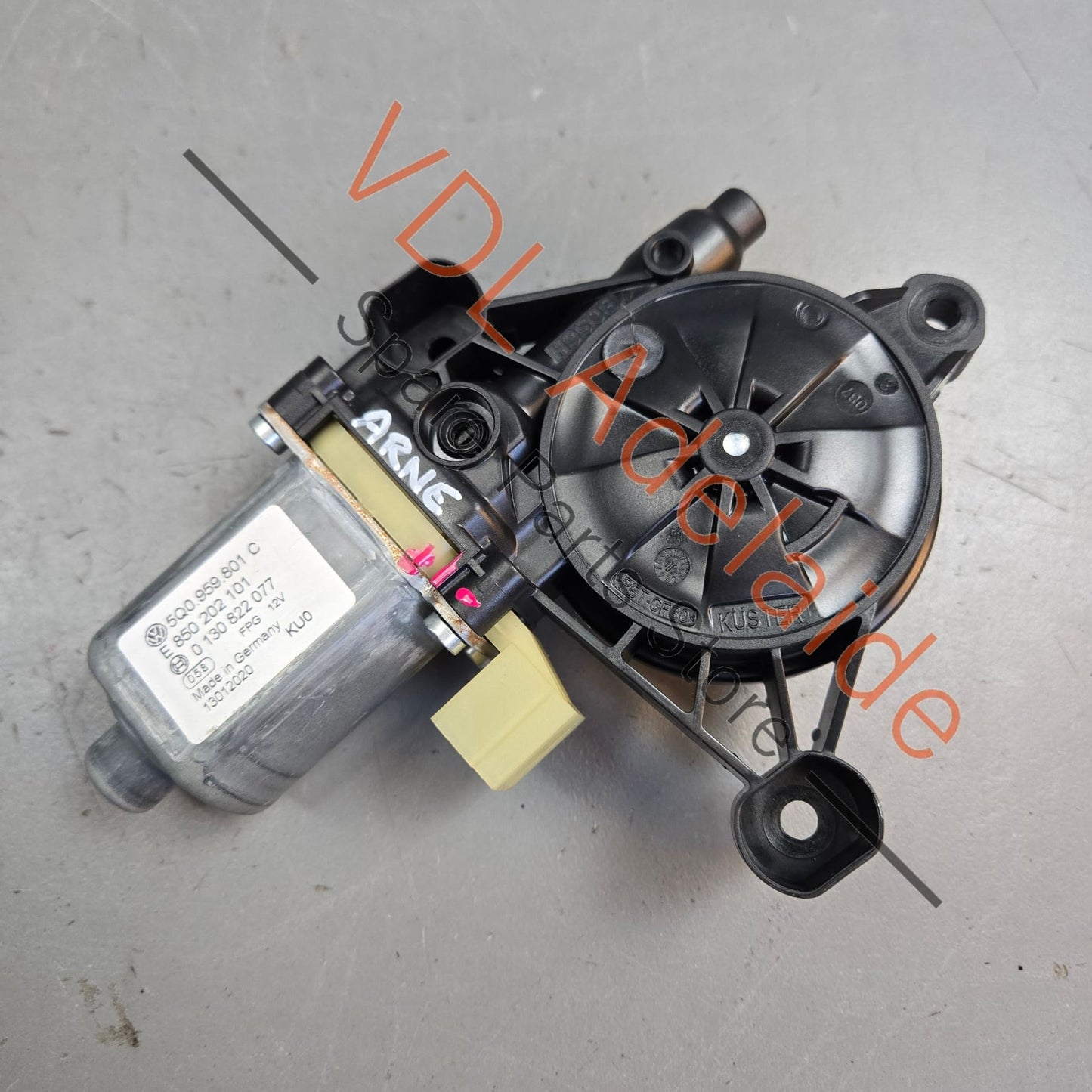 5Q0959801C VW Golf MK7 Front Left Window Regulator Motor 5Q0959801C