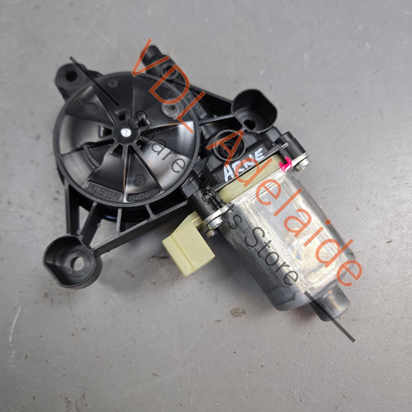 5Q0959802C VW Golf MK7 Front Right Window Regulator Motor 5Q0959802C