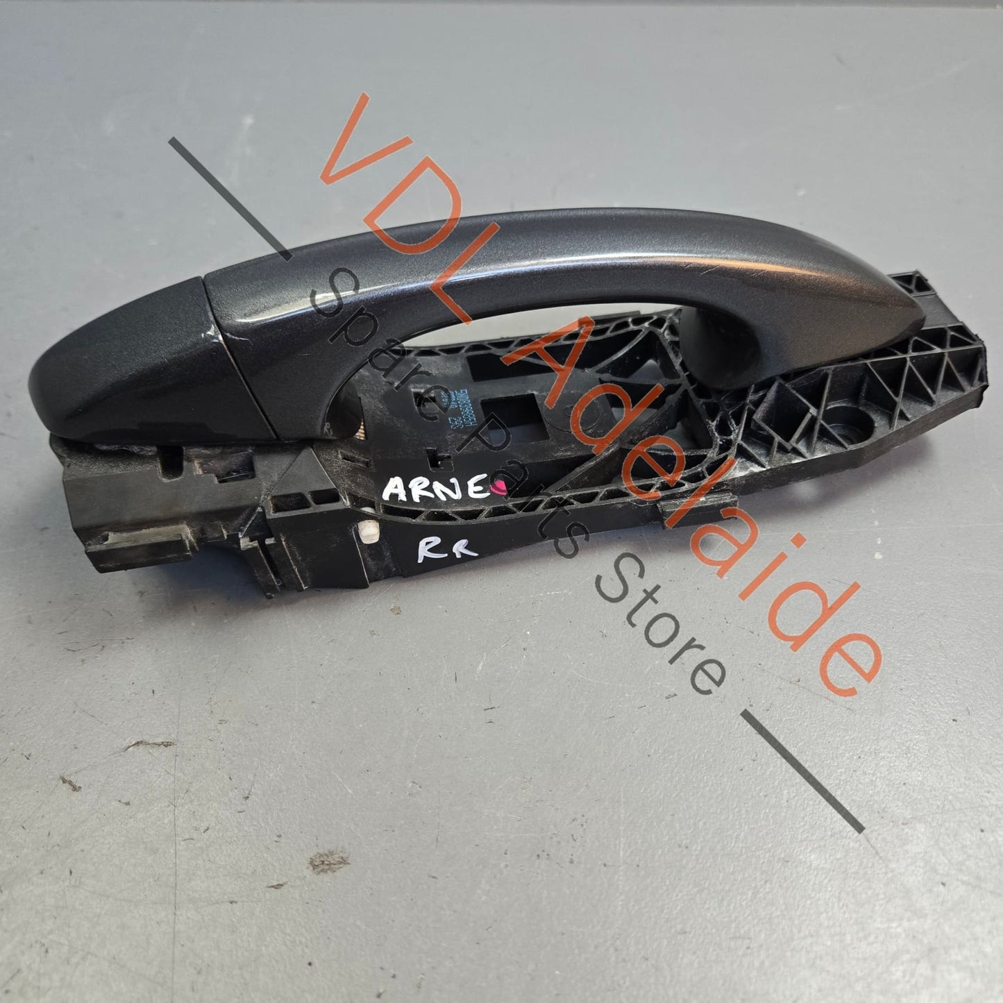 5G0837205N Volkswagen VW Golf GTi Mk7 Front or Rear Left Side Door Handle Indium Grey LR7H 5G0837205N