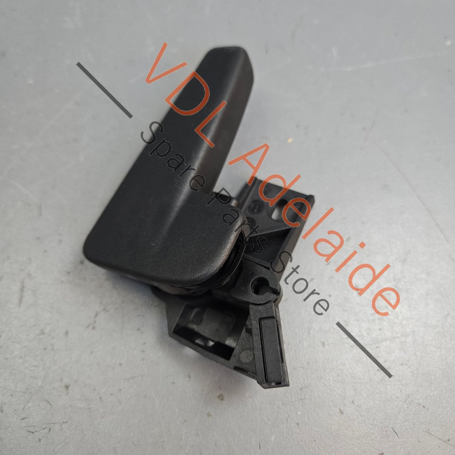 3C2823533 VW Bonnet Release Handle Pull Grip 3C2823533 3C2823633A