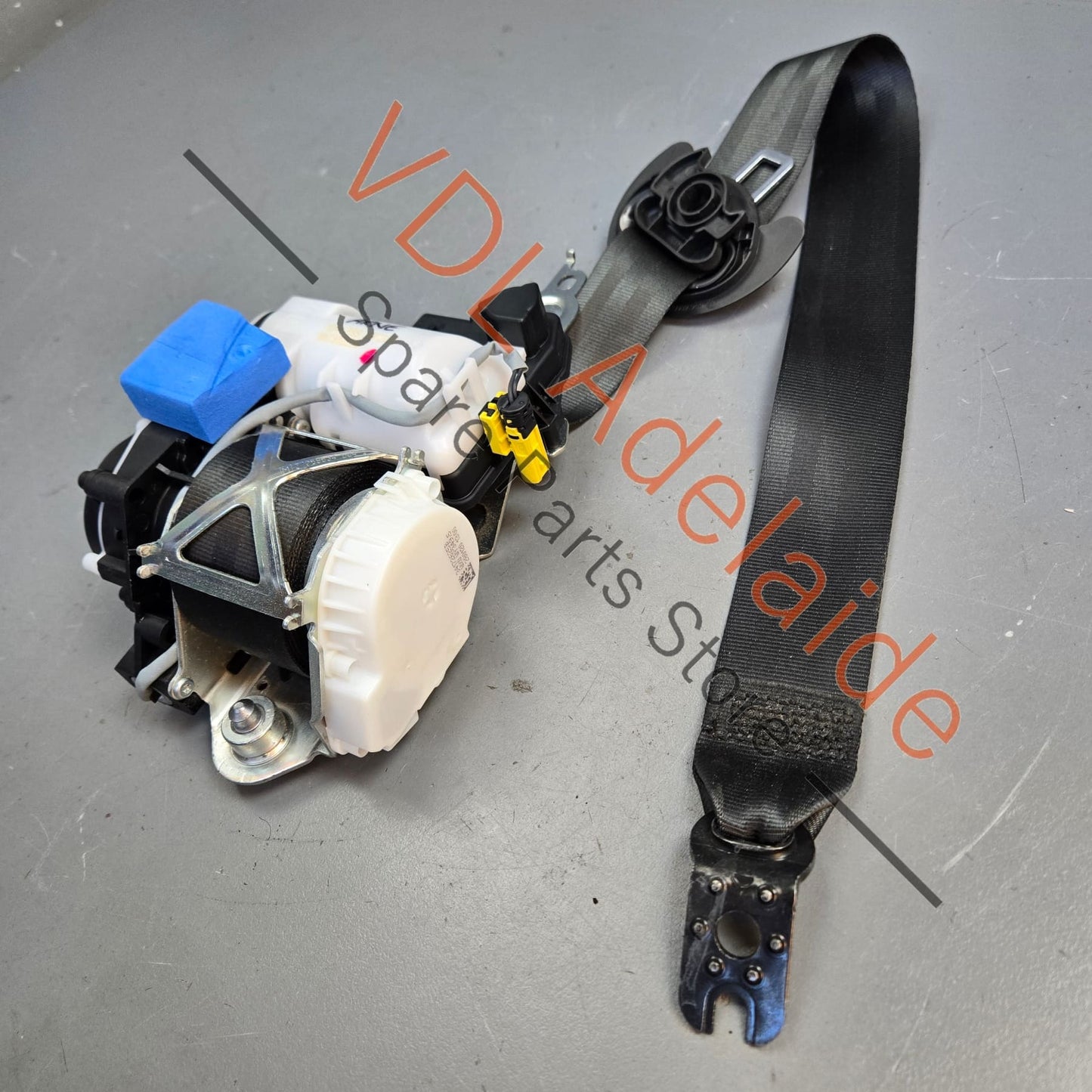 5G4857706N VW Golf MK7 7.5 Front Right Seatbelt 5G4857706N RAA 5G4857706B