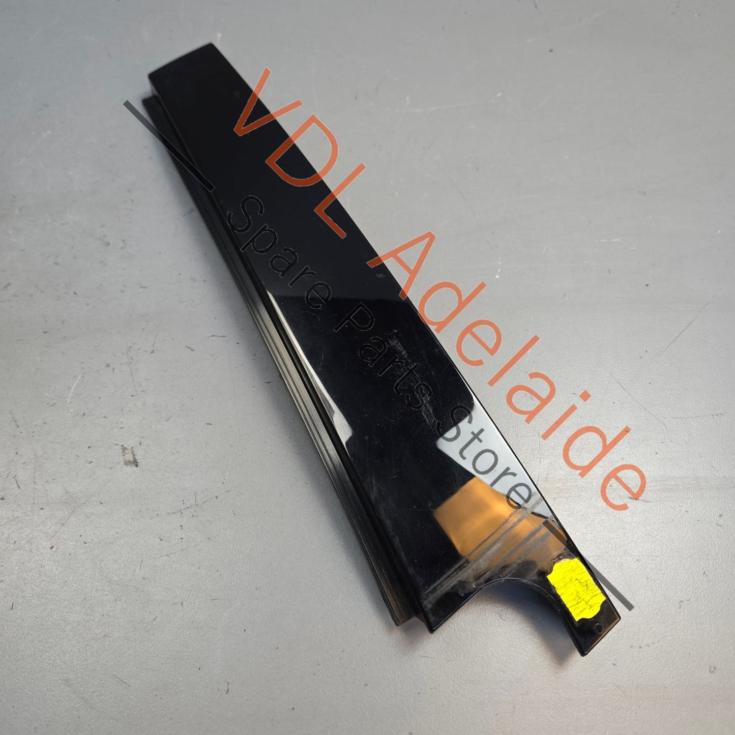 5G6839901D VW Golf Mk7 Rear Left Exterior Trim for Door Window Frame 5G6839901B