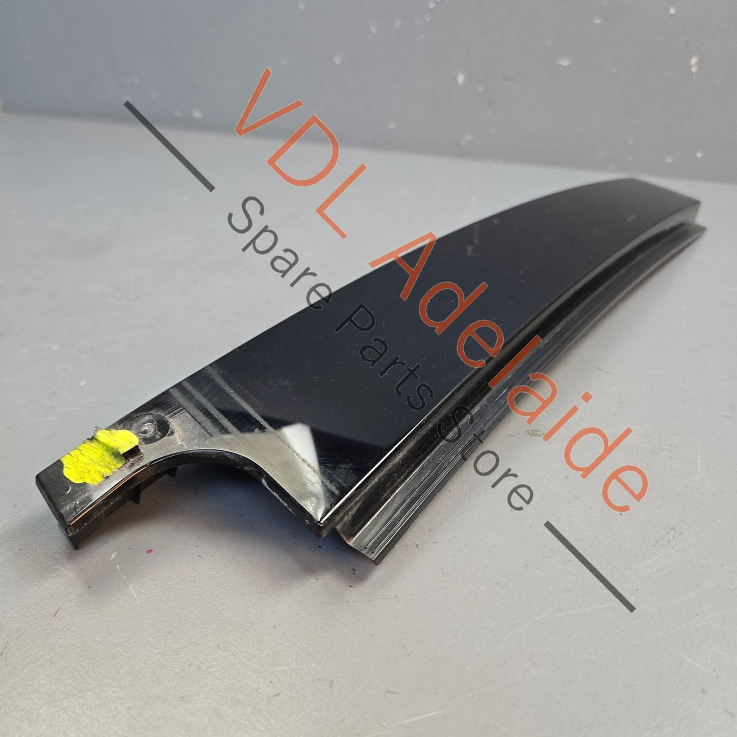 5G6839902D VW Golf Mk7 Gloss Black Rear Right B Pillar Exterior Trim for Door Window Frame 5G6839902B