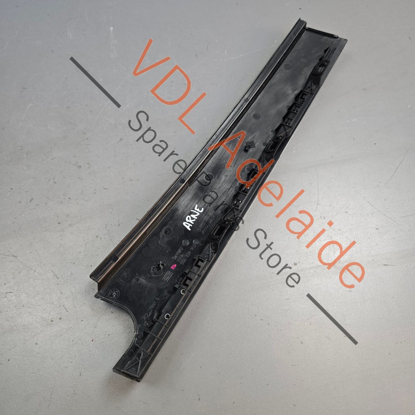 5G6839902D VW Golf Mk7 Gloss Black Rear Right B Pillar Exterior Trim for Door Window Frame 5G6839902B