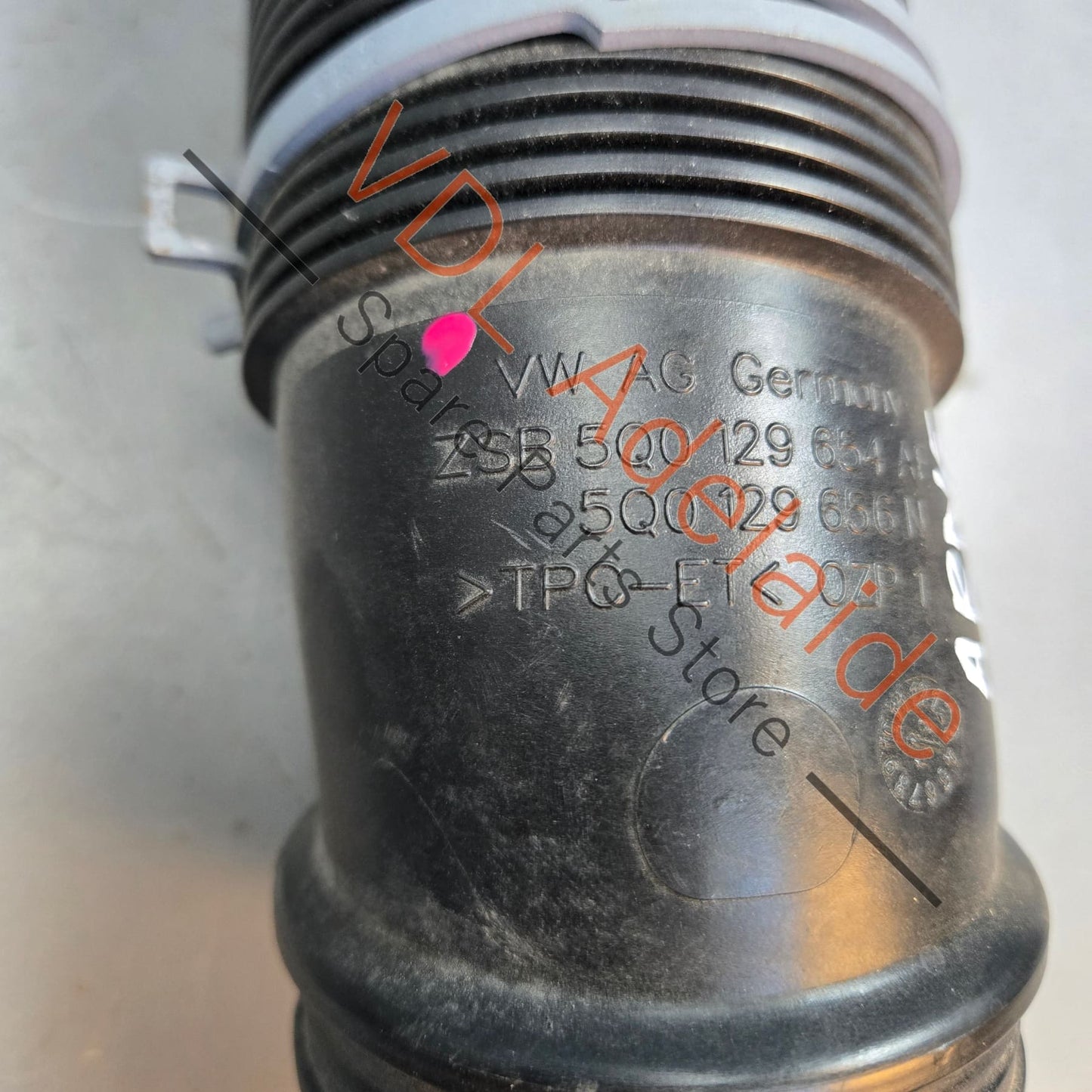 5Q0129654 VW Golf R MK7 7.5 Air Filter to Turbo Connection Hose Pipe 5Q0129654P