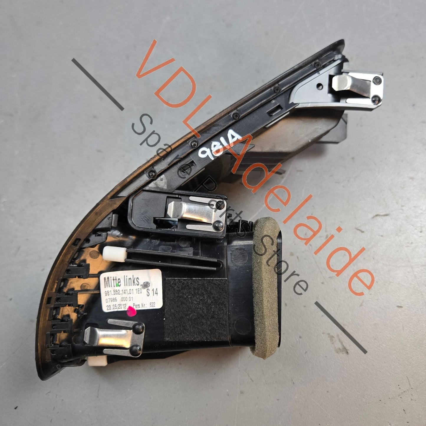 98155214102 98155214101  Porsche Boxster Cayman Centre Left Dashboard Air Vent for Air Conditioning 98155214102 1E0 98155214101