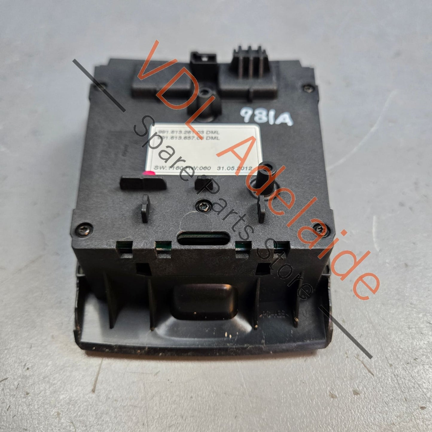 99161326103 99161396107 99161396101 Porsche Boxster 981 Centre Console Roof Exhaust Spoiler Switch 99161326103 99161396101 DML 99161396107 DML