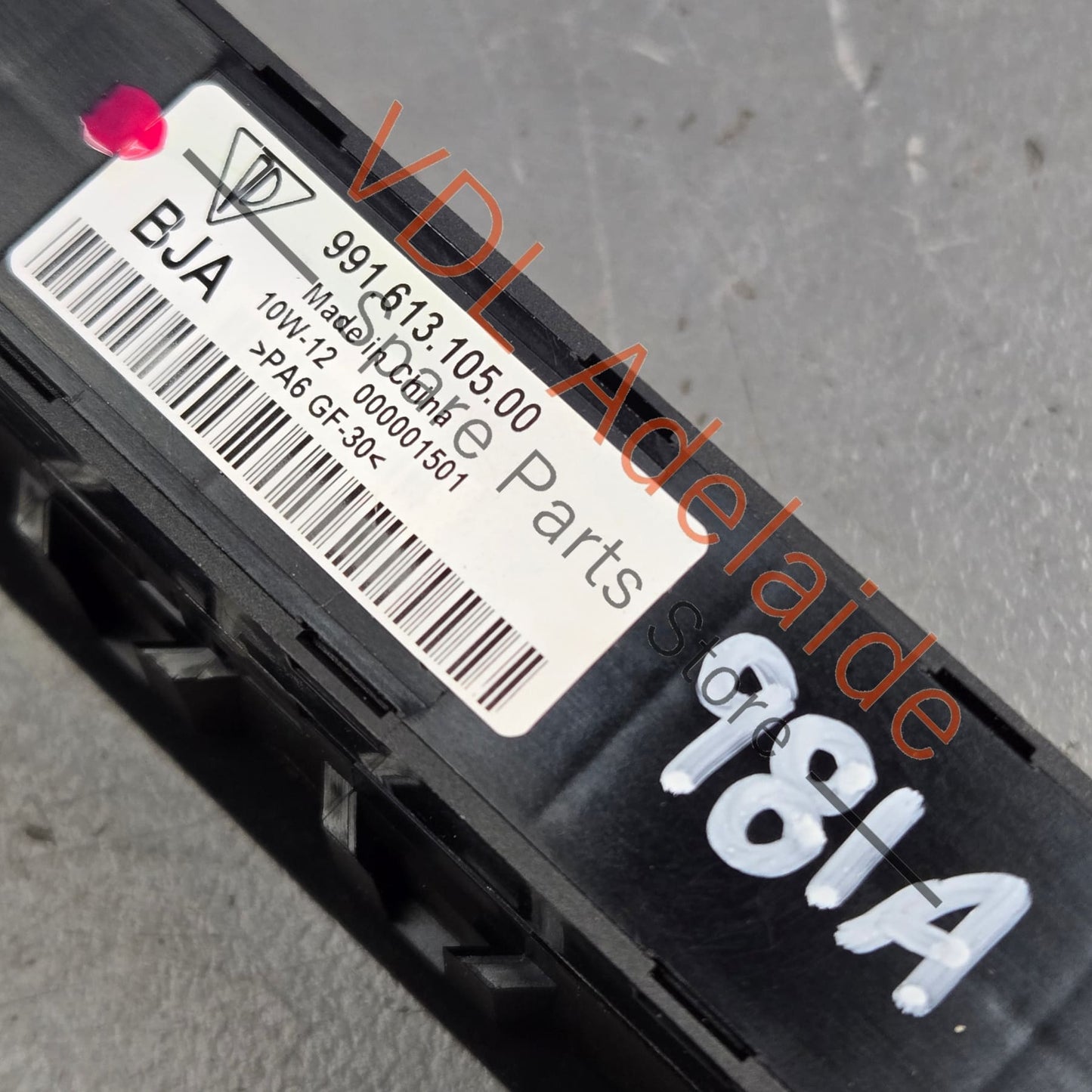 99161310500 99161310501A05  Porsche Cayman Boxster Bonnet Trunk Boot Open Switch 99161310500