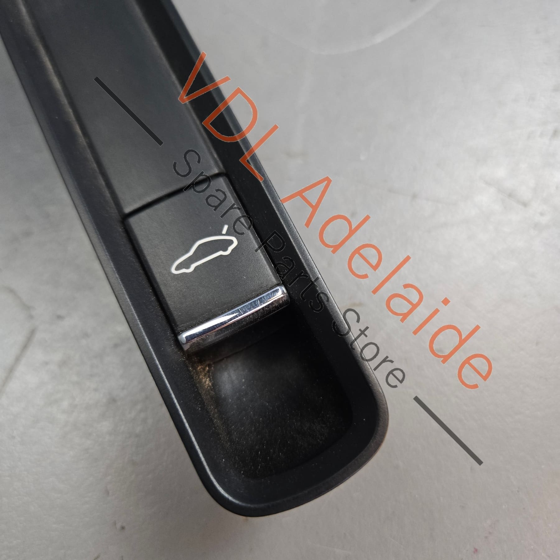 99161310500 99161310501A05  Porsche Cayman Boxster Bonnet Trunk Boot Open Switch 99161310500